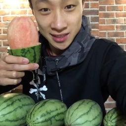 张岗吃瓜视频,揭秘娱乐圈幕后故事